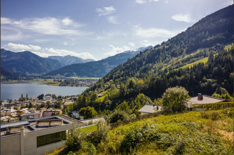 New Apartments for Sale above the Lake Zell