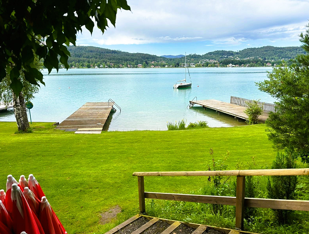 Renovated Apartments only 150 meters from Beautiful Wörthersee Lake